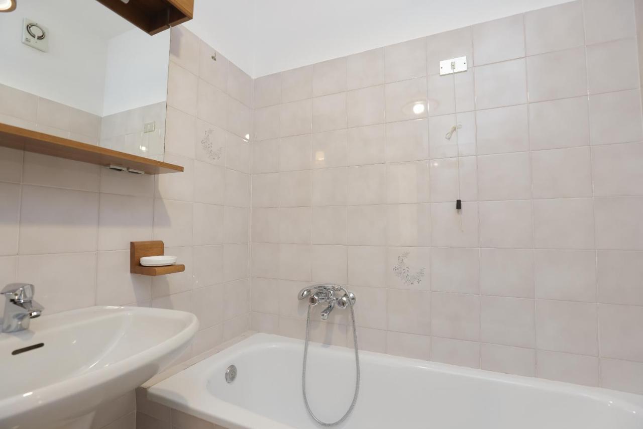 De Chi E De La Apartment Sestri Levante Bagian luar foto